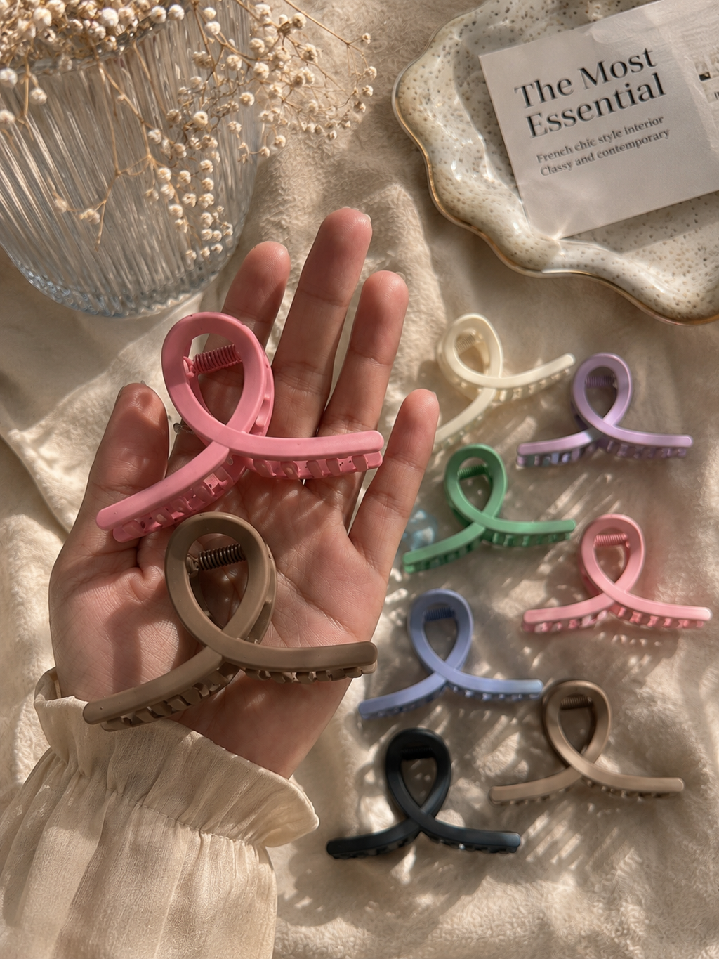 Elegant Infinity Hair Claw Clip