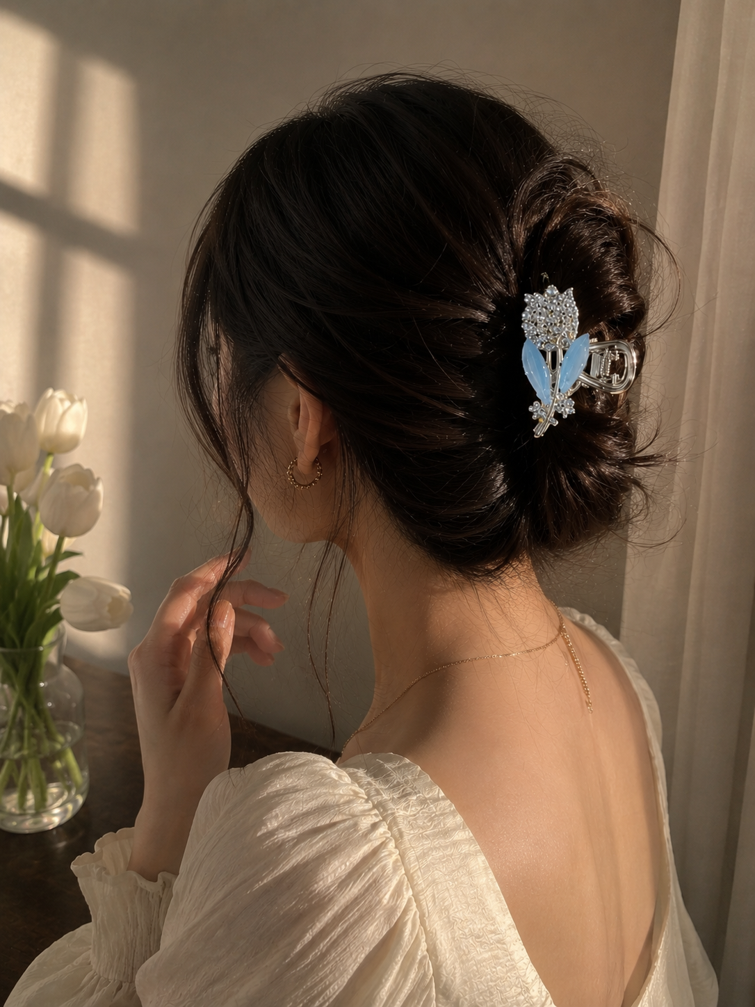Elegant Leaf Metal Hair Clip