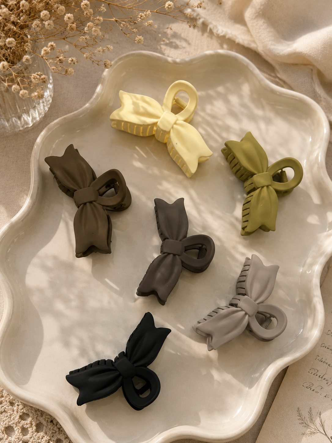Matte Bow Hair Claw Clip