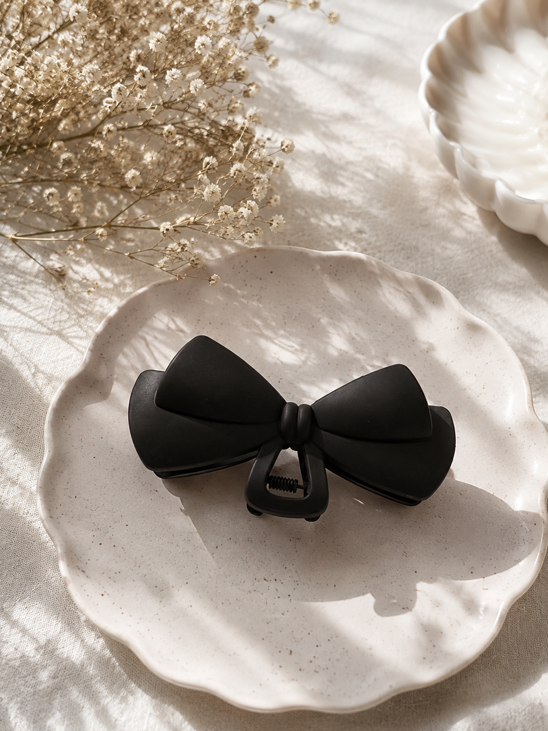 Classic Bow Matte Hair Claw Clip
