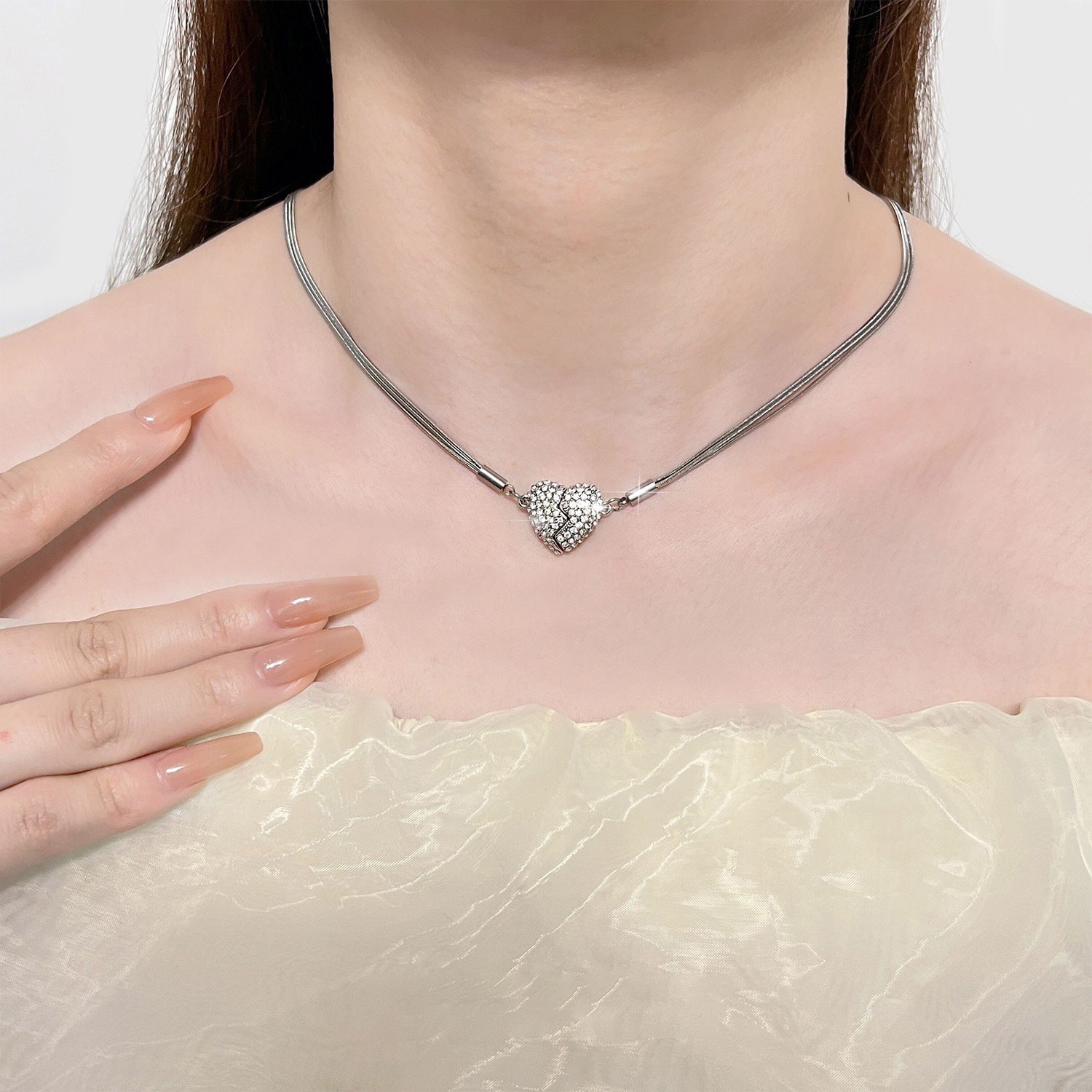 New Unique Magnetic Love Necklace Diamond
